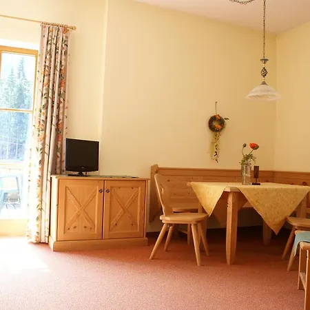 Zum Goldenen Loewen Hotel 3*