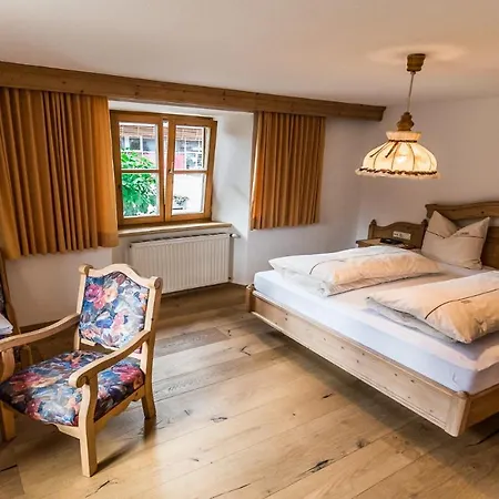 Hotel Zum Goldenen Loewen 3*