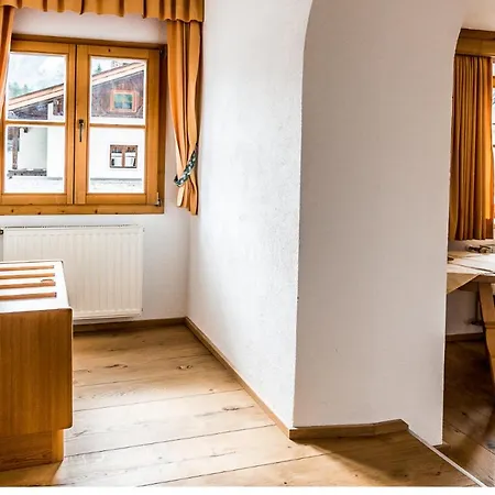 Zum Goldenen Loewen Hotel