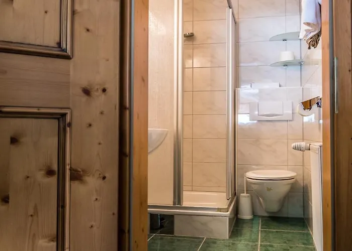 Zum Goldenen Loewen Бибервир