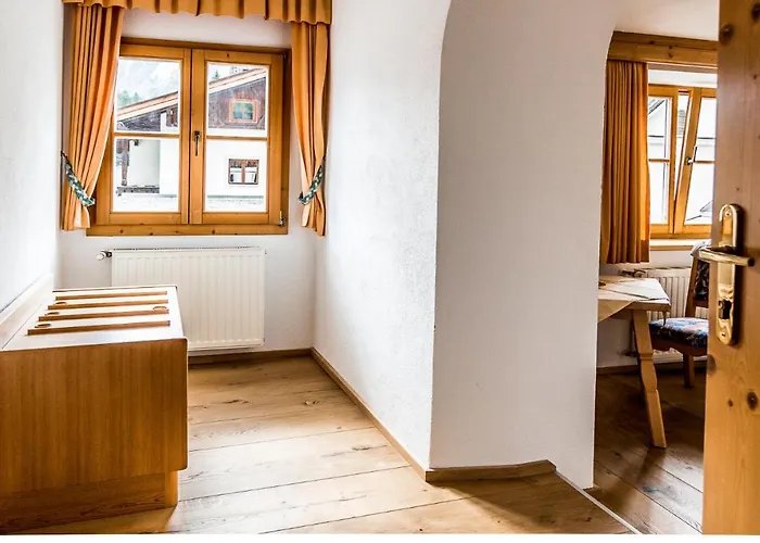 Zum Goldenen Loewen Отель