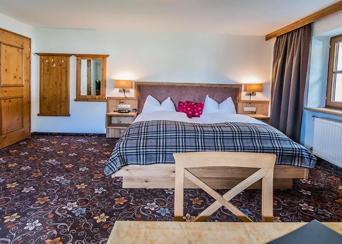 Otel Zum Goldenen Loewen 3*
