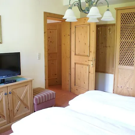Hotell Zum Goldenen Lowen